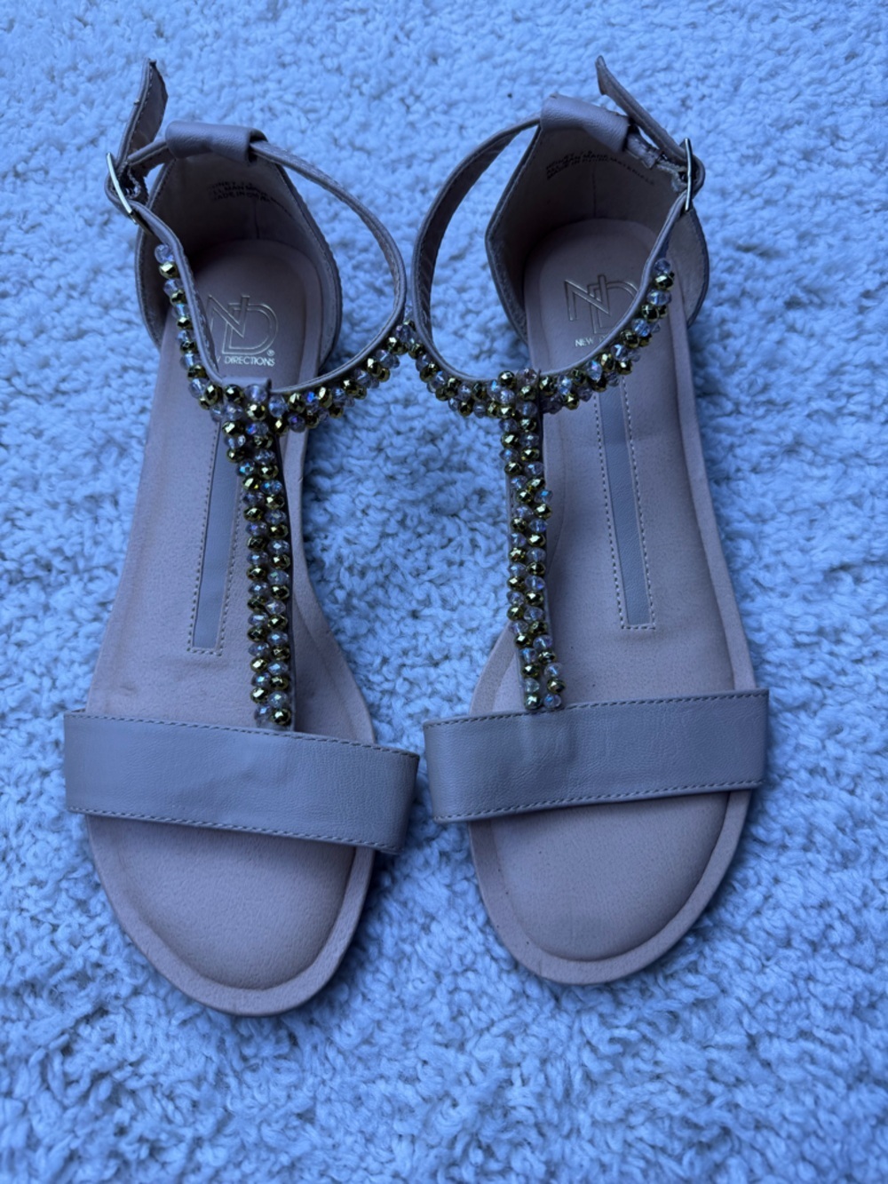 Women’s 7.5 New Directions T-Strap Sandals - Picture 1 of 5
